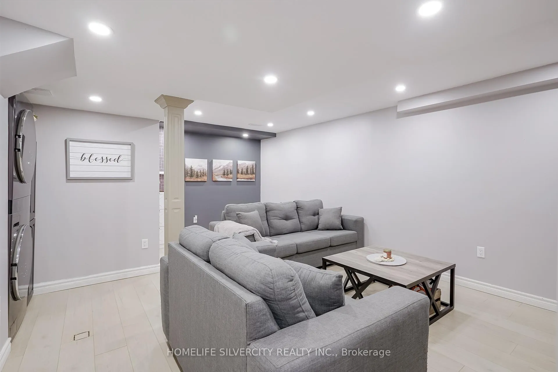 Photo 42 of 376 Sparrow Circle, Pickering, Highbush — HOMEH