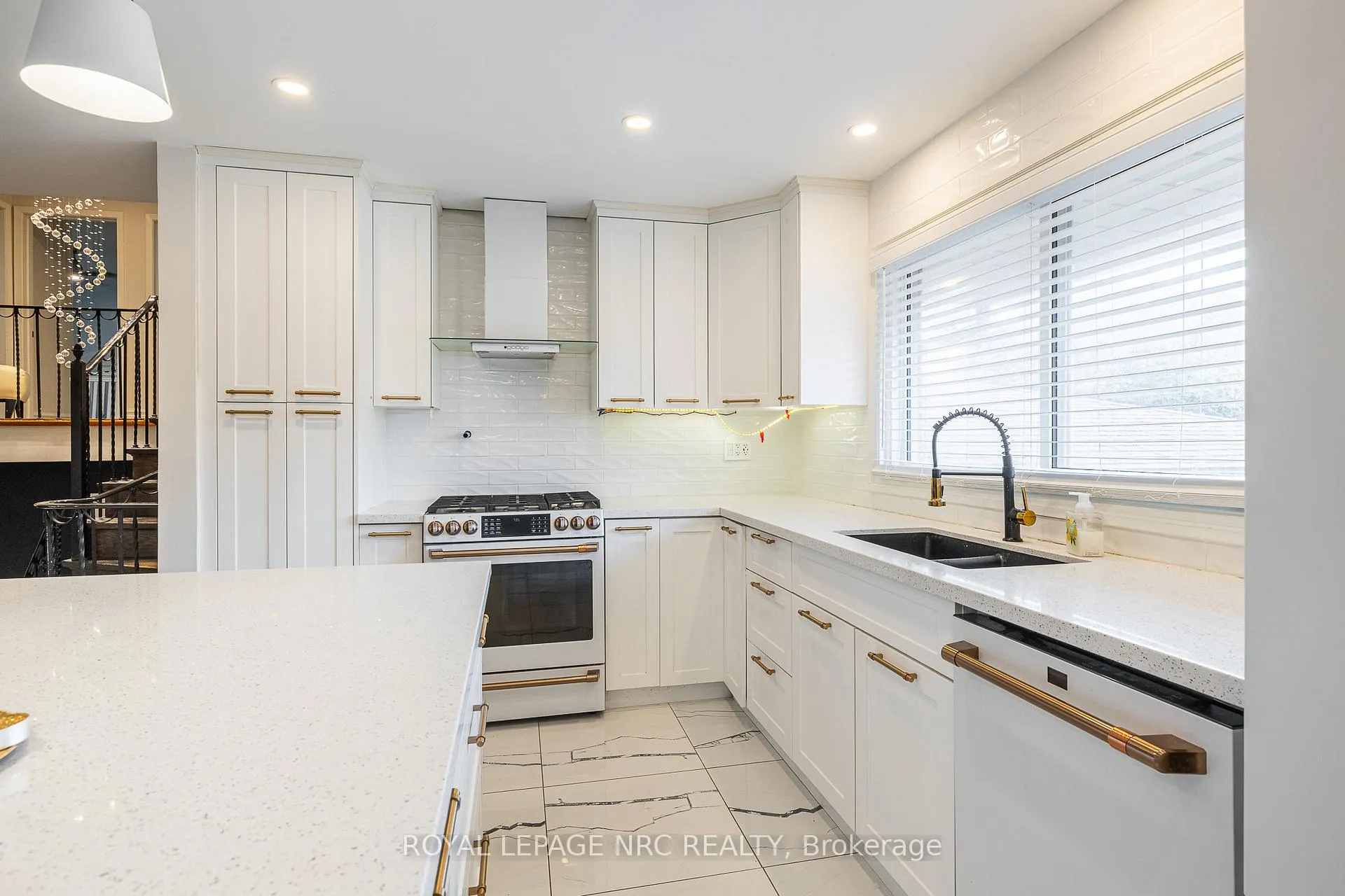 Photo 15 of 3797 Wiltshire Boulevard, Niagara Falls, Casey — HOMEH