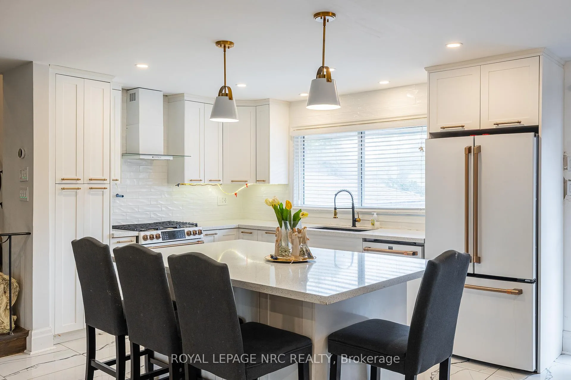 Photo 17 of 3797 Wiltshire Boulevard, Niagara Falls, Casey — HOMEH