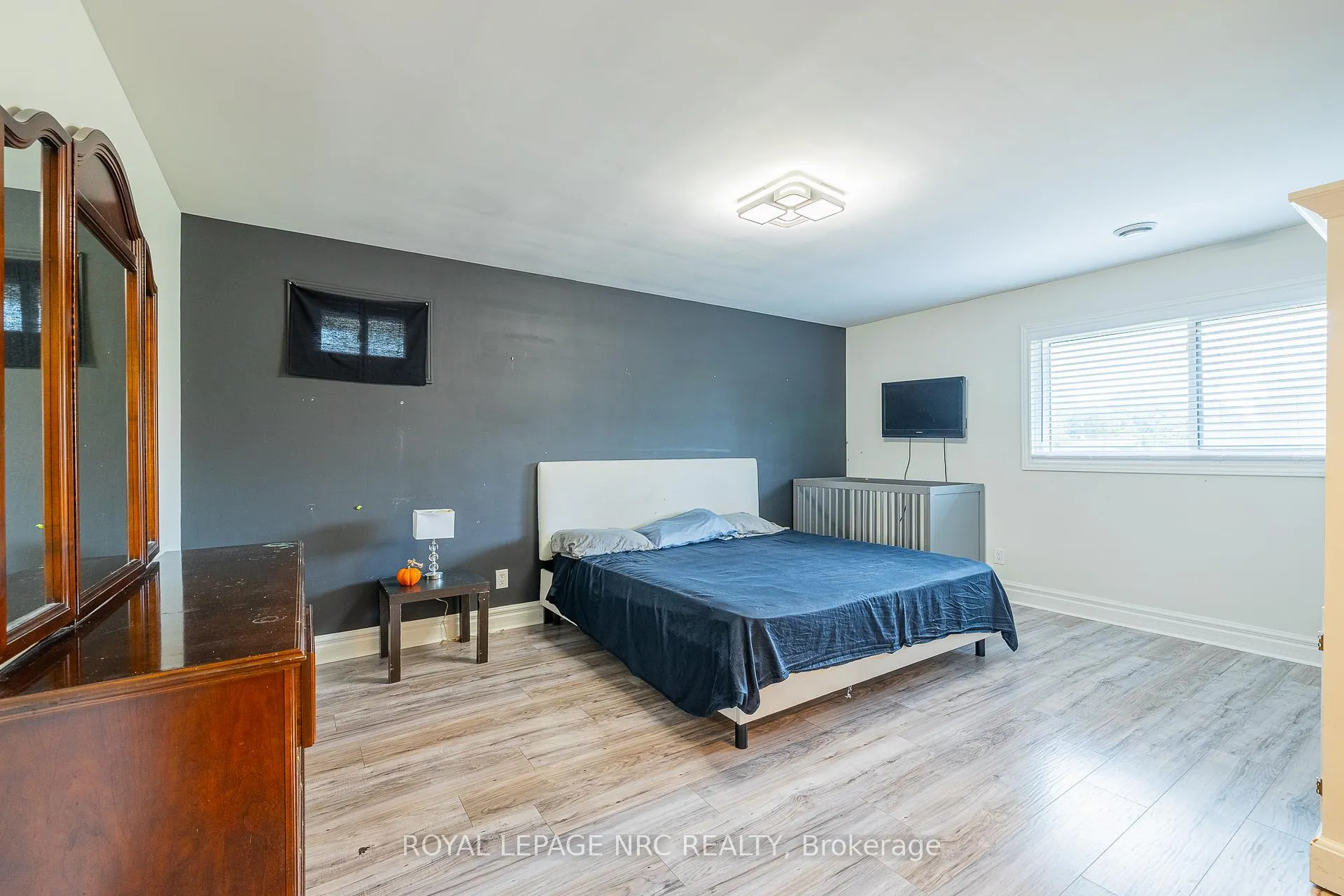 Photo 20 of 3797 Wiltshire Boulevard, Niagara Falls, Casey — HOMEH