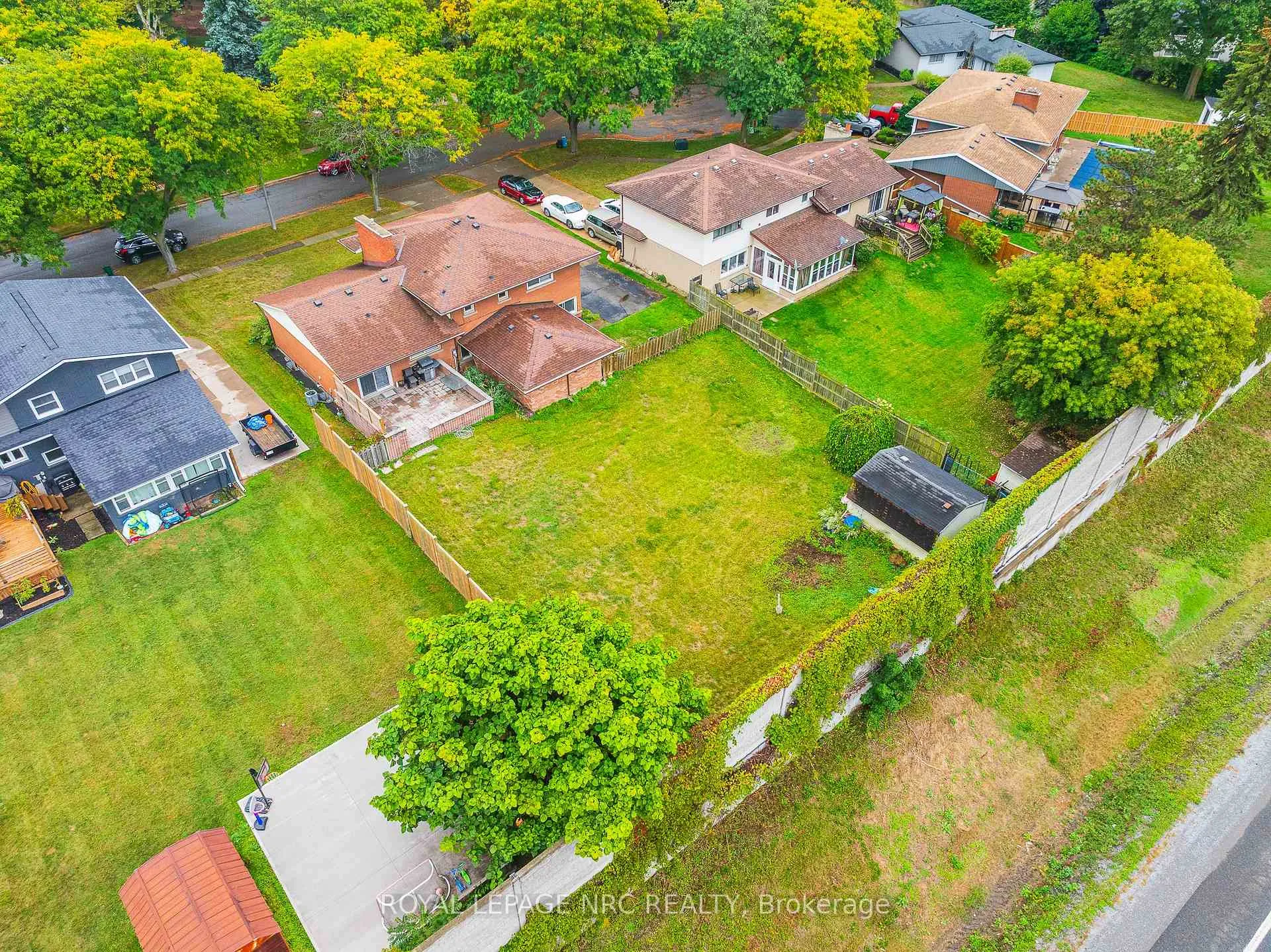 Photo 46 of 3797 Wiltshire Boulevard, Niagara Falls, Casey — HOMEH
