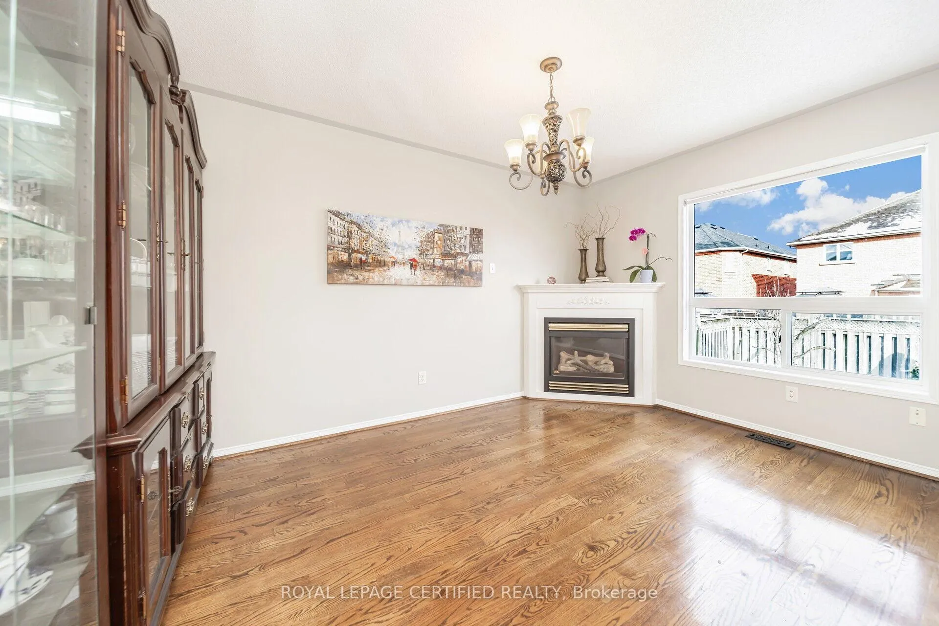 Photo 15 of 21 Gold Hill Road, Brampton, Fletcher's Creek Village — HOMEH