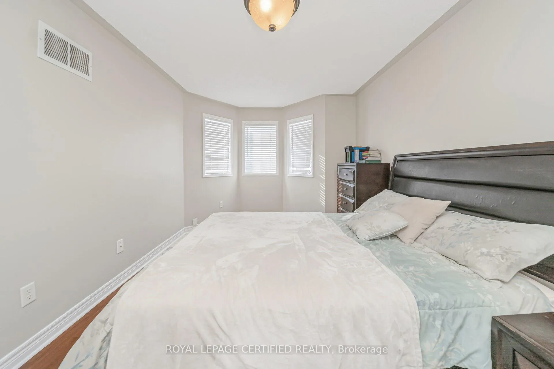 Photo 29 of 21 Gold Hill Road, Brampton, Fletcher's Creek Village — HOMEH
