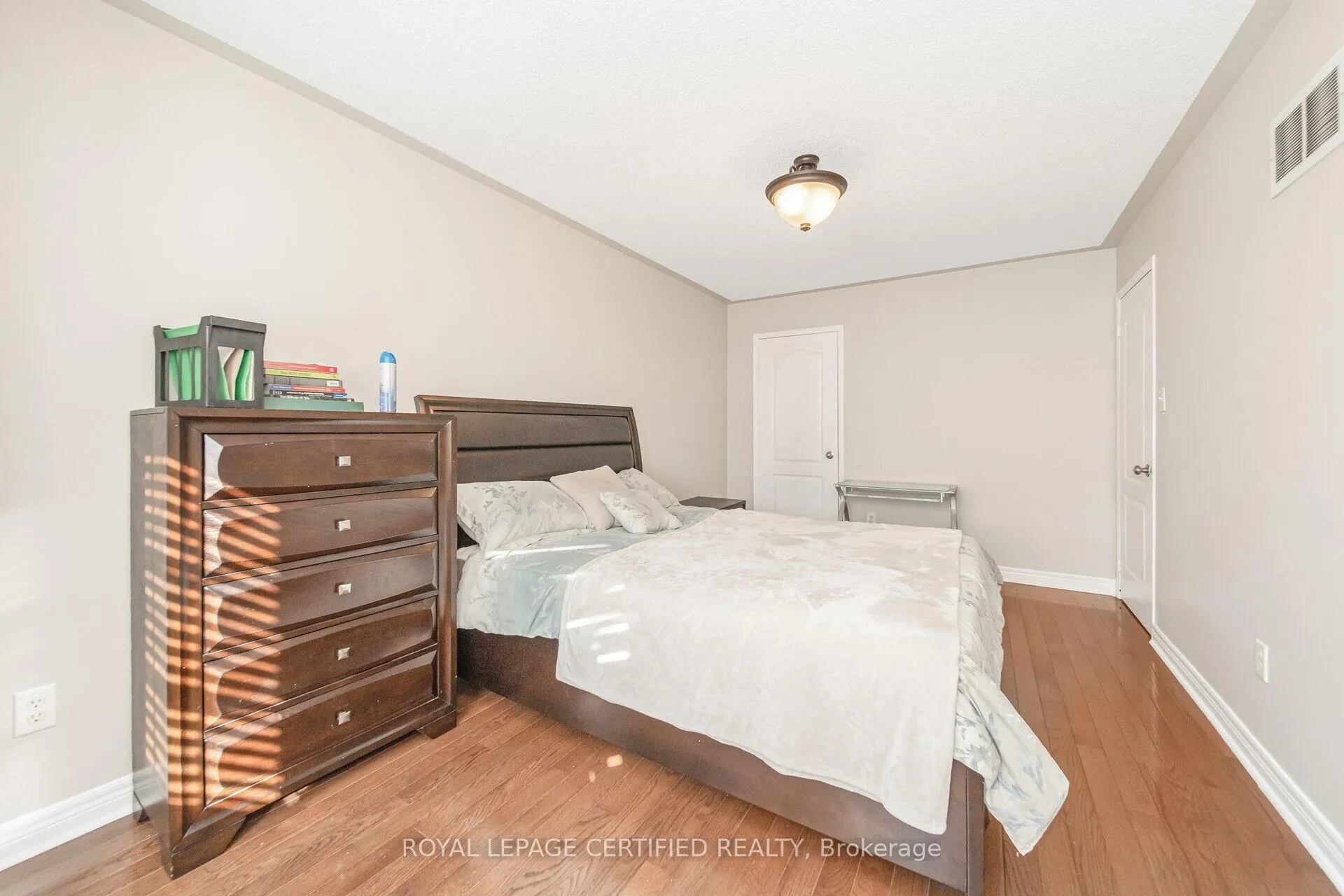 Photo 30 of 21 Gold Hill Road, Brampton, Fletcher's Creek Village — HOMEH