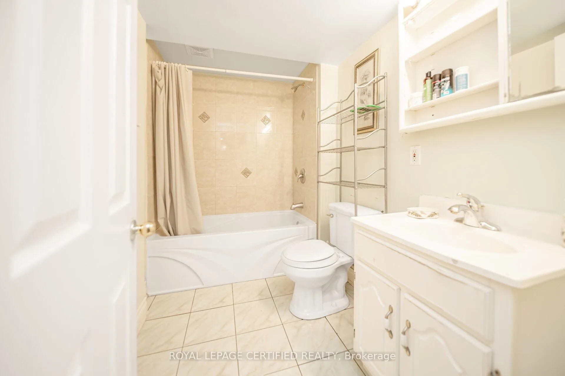 Photo 36 of 21 Gold Hill Road, Brampton, Fletcher's Creek Village — HOMEH