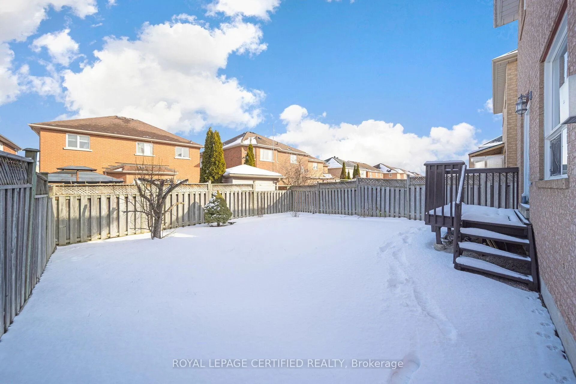 Photo 38 of 21 Gold Hill Road, Brampton, Fletcher's Creek Village — HOMEH