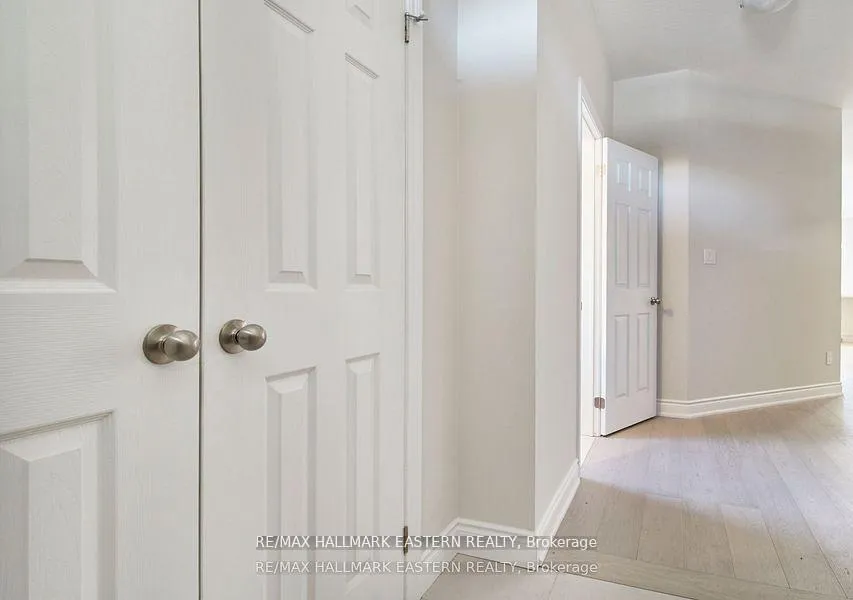 Photo 10 of 37 Coldbrook Drive, Cavan Monaghan, Cavan Twp — HOMEH