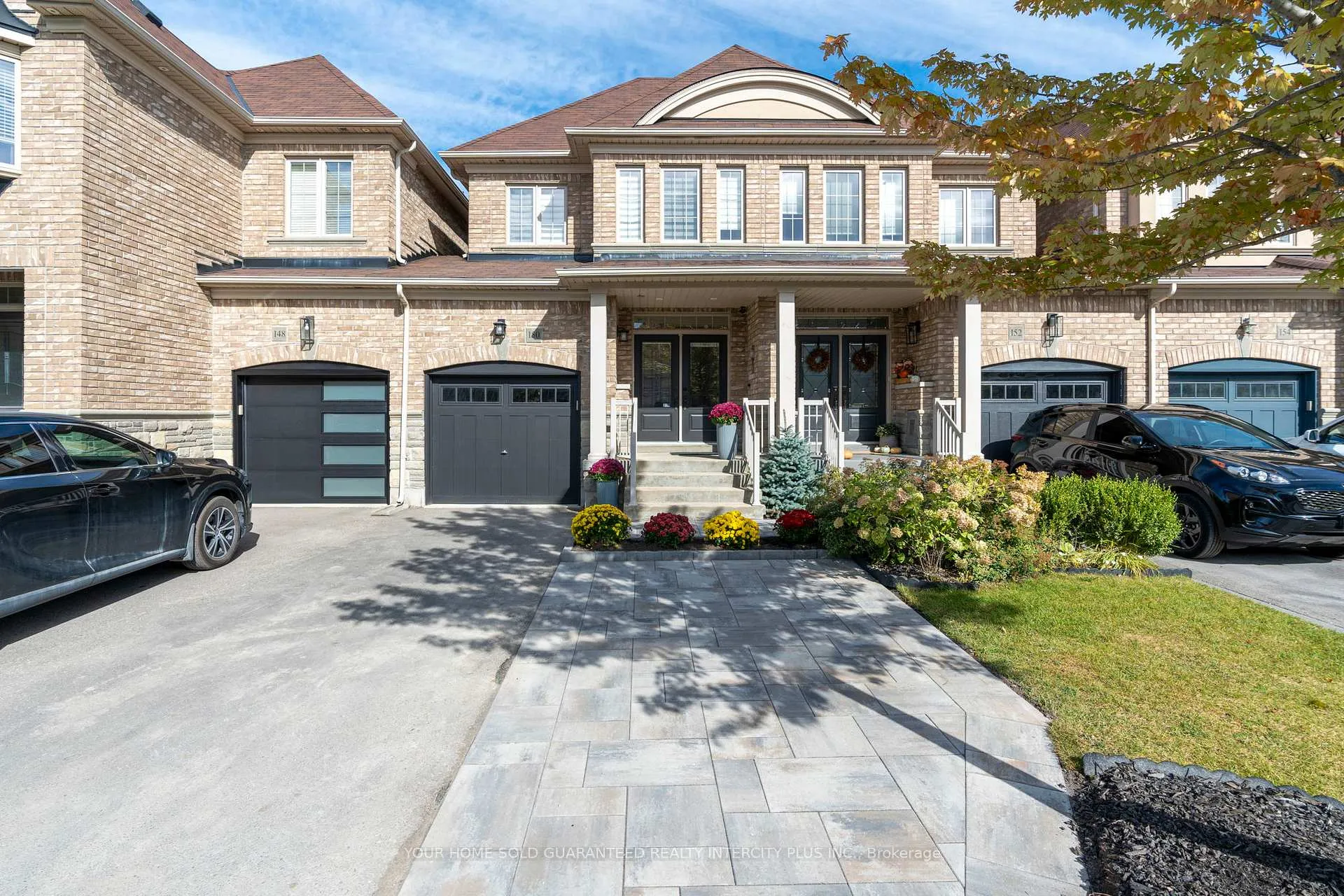 Photo 2 of 150 Lindbergh Drive, Vaughan, Vellore Village — HOMEH