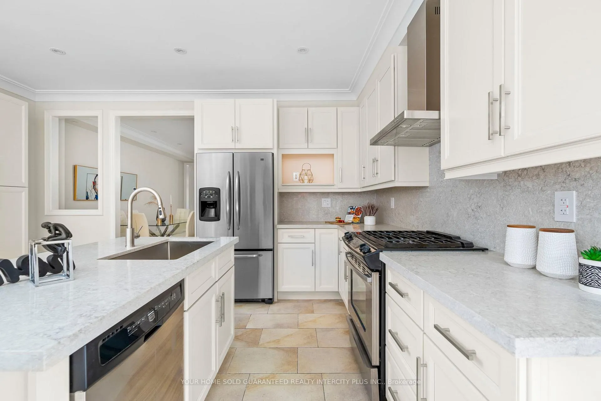 Photo 23 of 150 Lindbergh Drive, Vaughan, Vellore Village — HOMEH