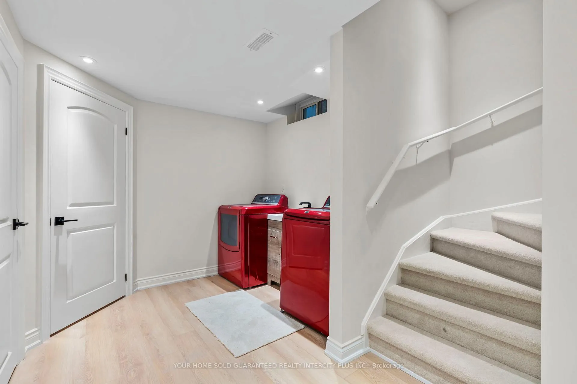 Photo 35 of 150 Lindbergh Drive, Vaughan, Vellore Village — HOMEH