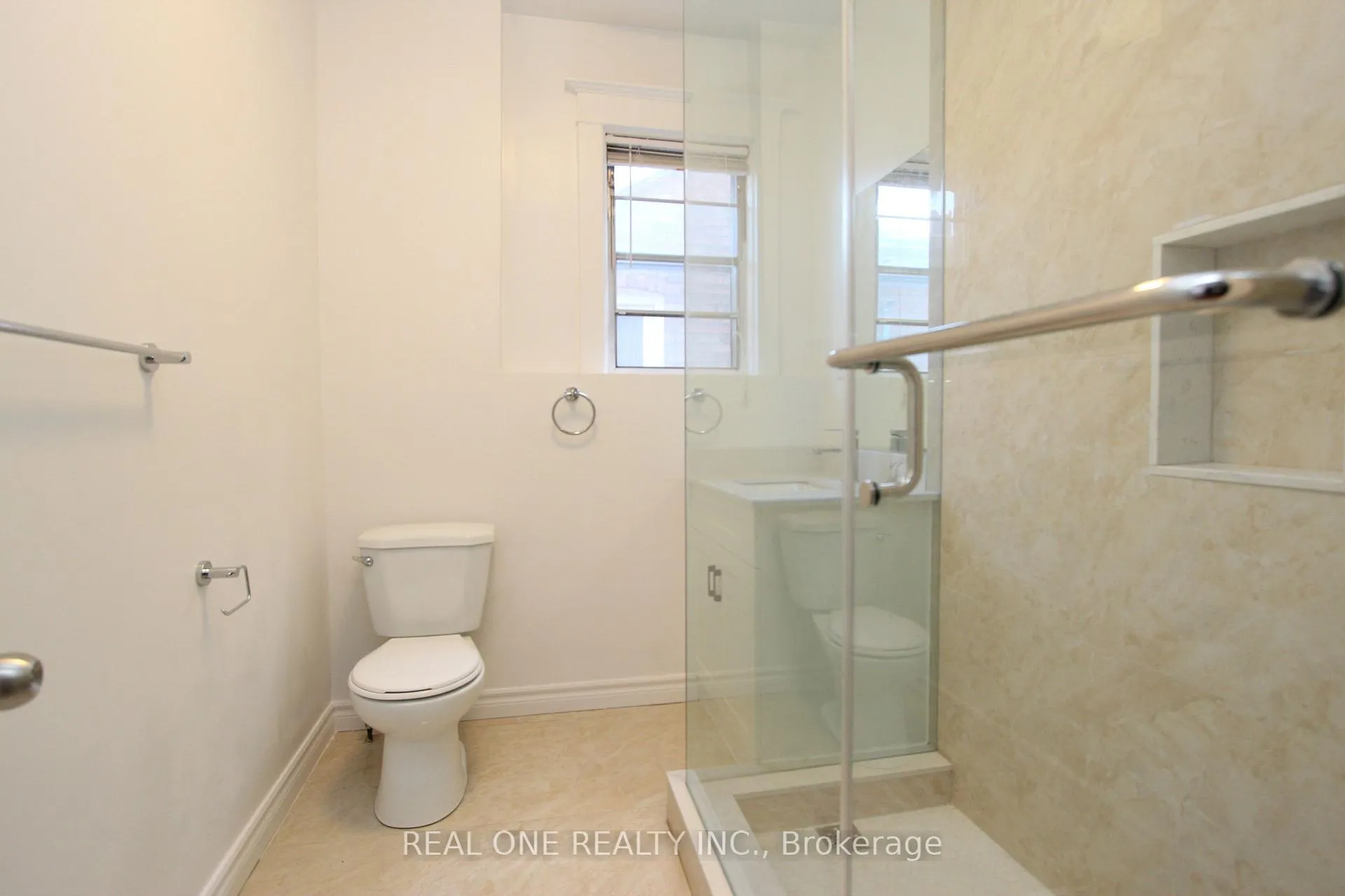 Photo 18 of 1943 Dufferin Street, Toronto, Oakwood Village — HOMEH