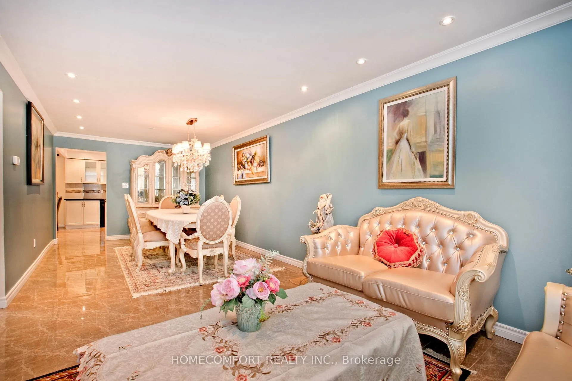 Photo 4 of 658 York Hill Boulevard, Vaughan, Crestwood-Springfarm-Yorkhill — HOMEH