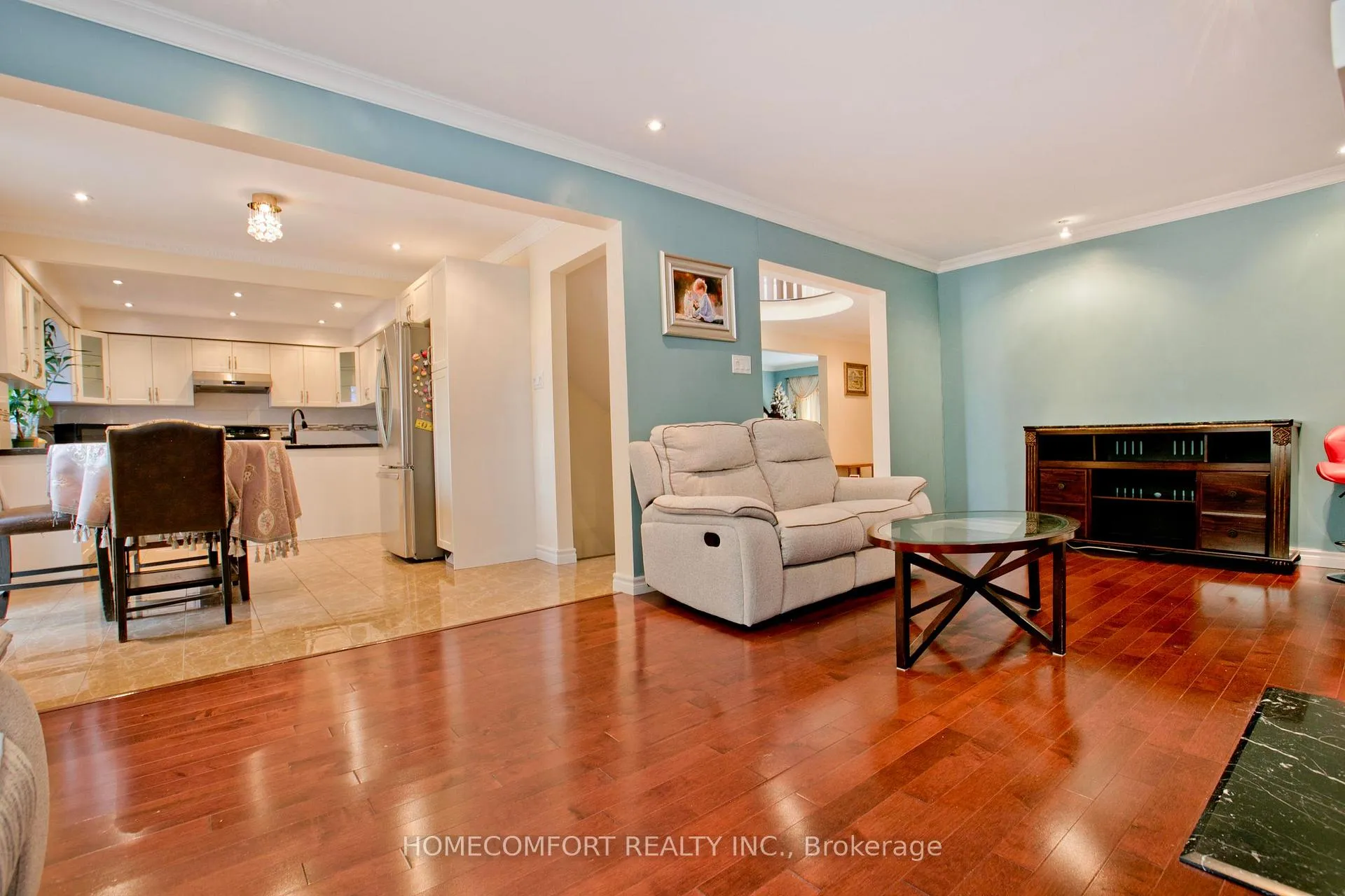 Photo 13 of 658 York Hill Boulevard, Vaughan, Crestwood-Springfarm-Yorkhill — HOMEH