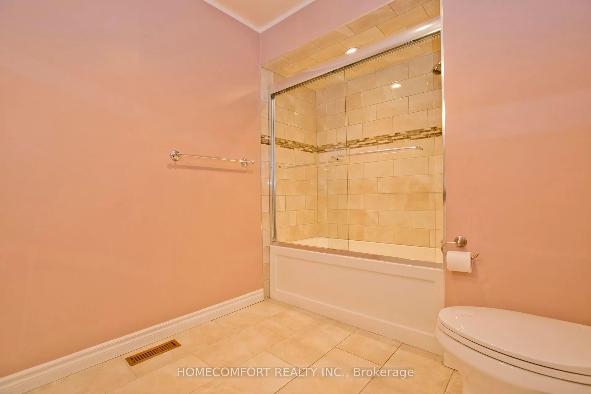 Photo 24 of 658 York Hill Boulevard, Vaughan, Crestwood-Springfarm-Yorkhill — HOMEH