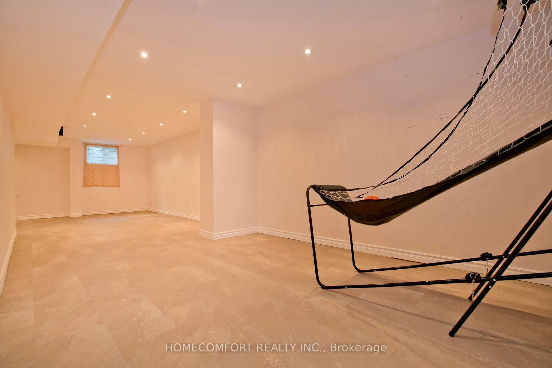 Photo 29 of 658 York Hill Boulevard, Vaughan, Crestwood-Springfarm-Yorkhill — HOMEH