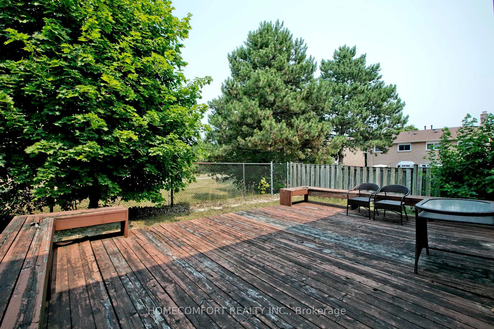 Photo 33 of 658 York Hill Boulevard, Vaughan, Crestwood-Springfarm-Yorkhill — HOMEH