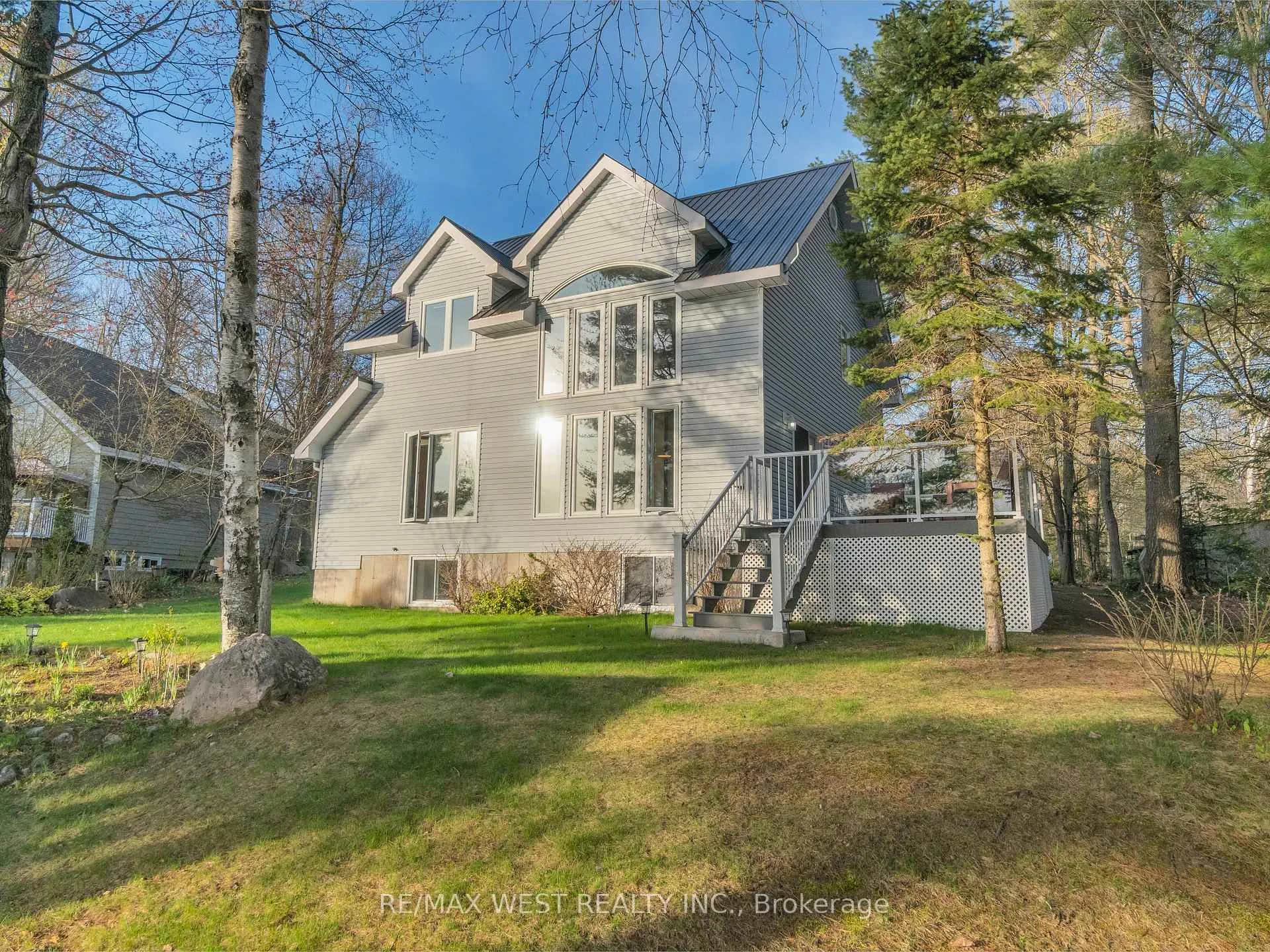 Photo 3 of 32 Lakeview Road, McMurrich/Monteith, Bear Lake — HOMEH