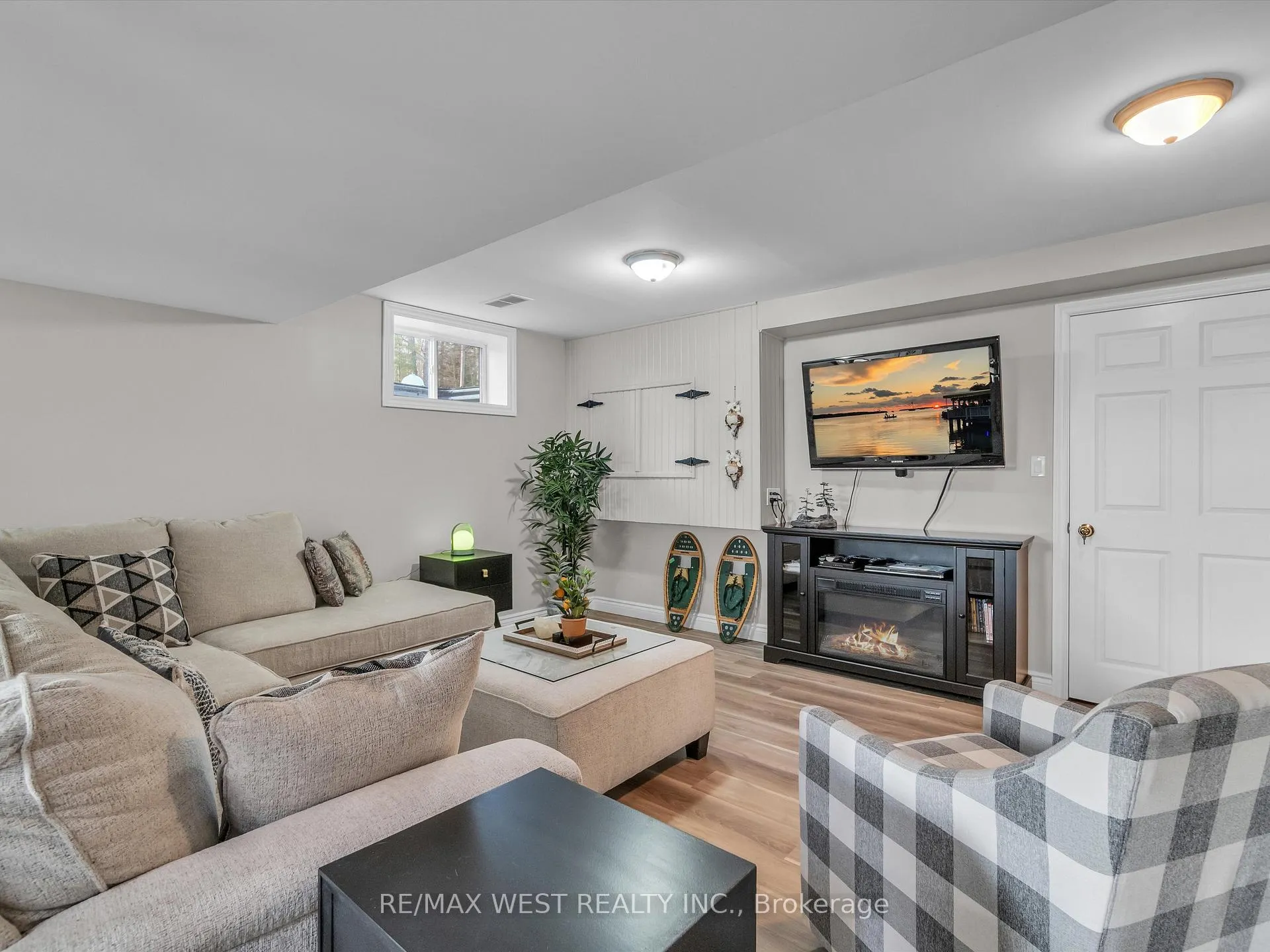Photo 10 of 32 Lakeview Road, McMurrich/Monteith, Bear Lake — HOMEH