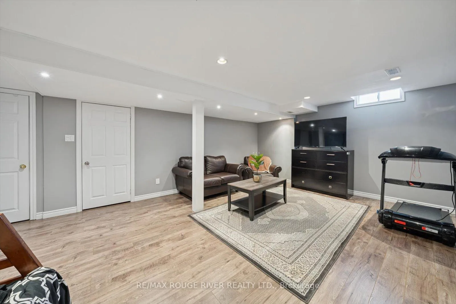 Photo 28 of 13 Prestonway Drive, Clarington, Bowmanville — HOMEH