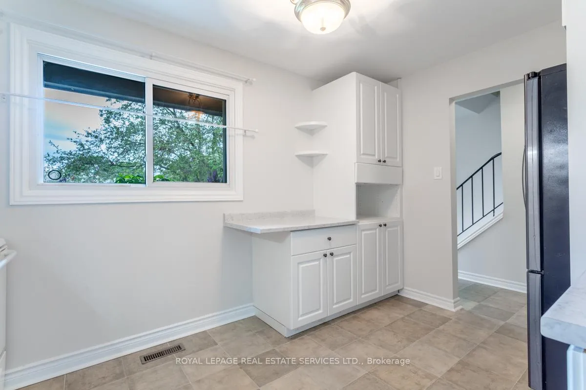 Photo 7 of 16 Larkfield Road, Brampton, Madoc — HOMEH