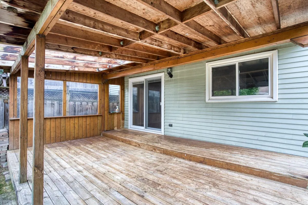 Photo 24 of 16 Larkfield Road, Brampton, Madoc — HOMEH