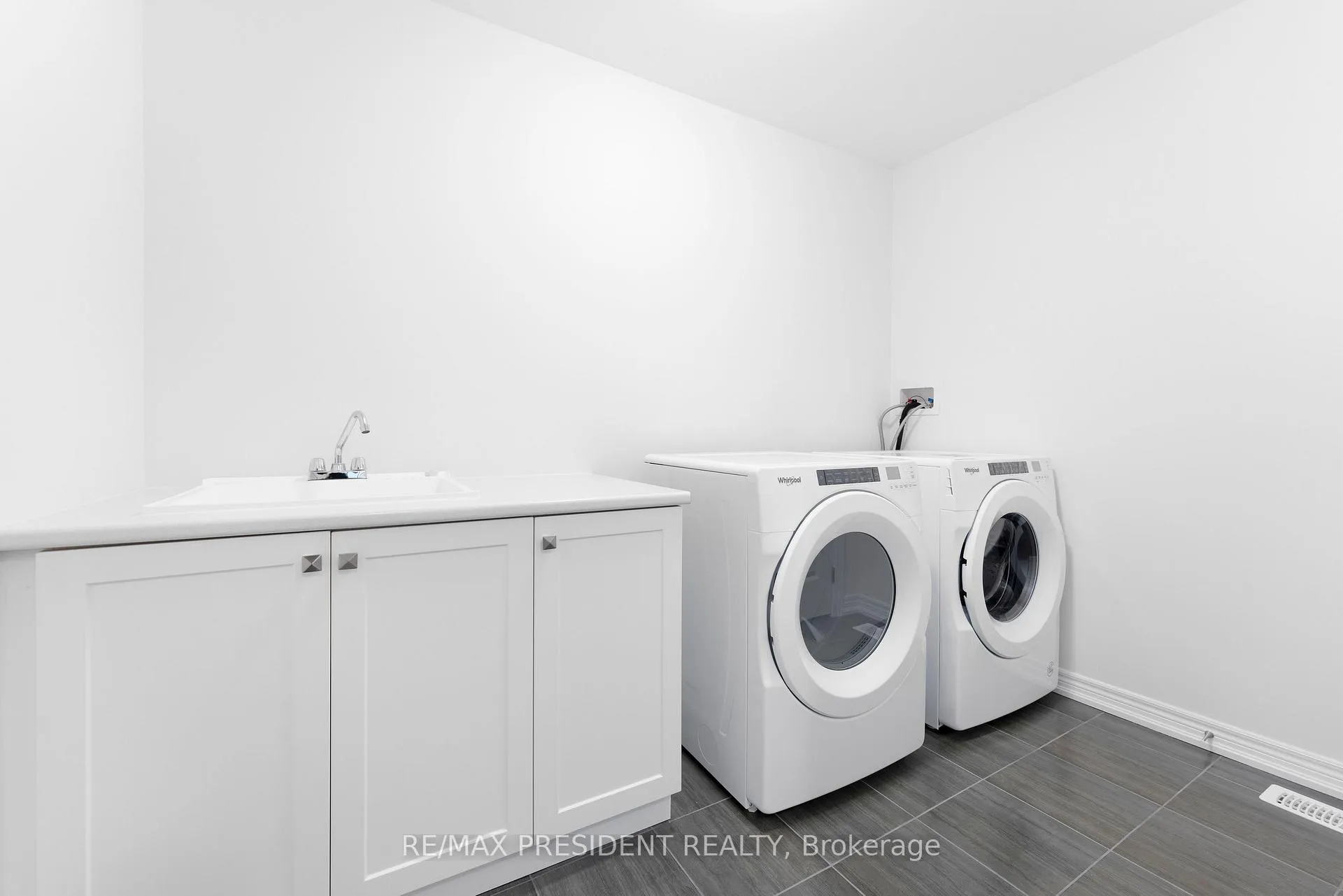 Photo 35 of 269 Broadacre Drive, Kitchener — HOMEH