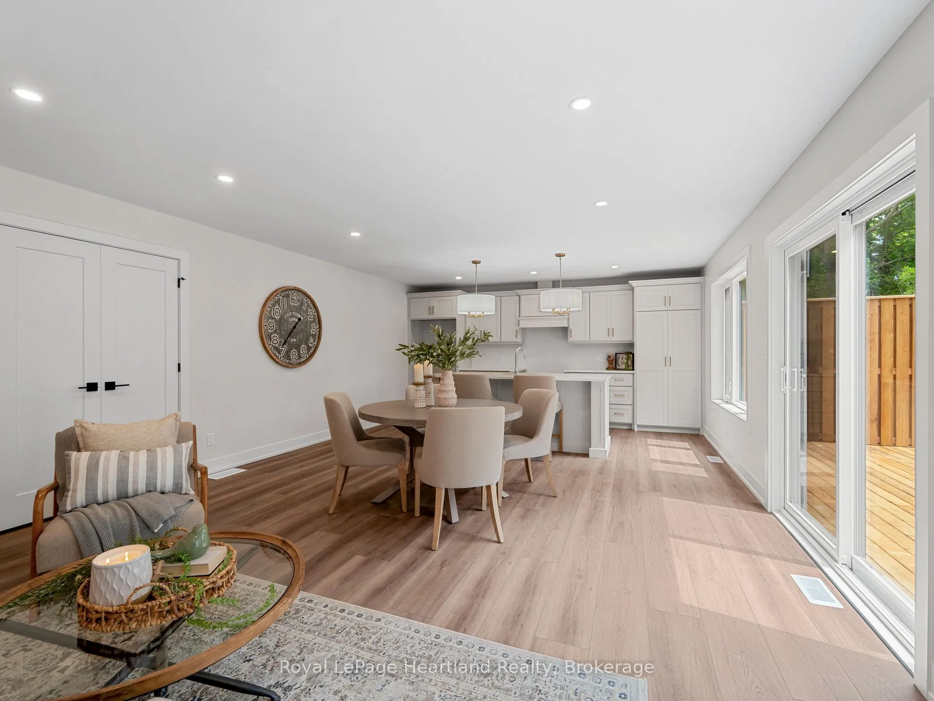 Photo 9 of 22 Roberts Street, Huron East, Seaforth — HOMEH