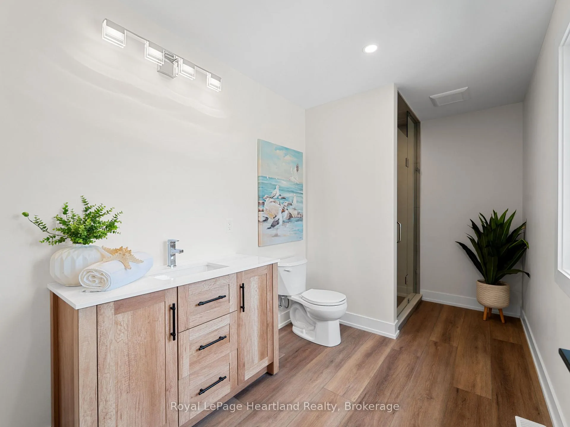 Photo 21 of 22 Roberts Street, Huron East, Seaforth — HOMEH