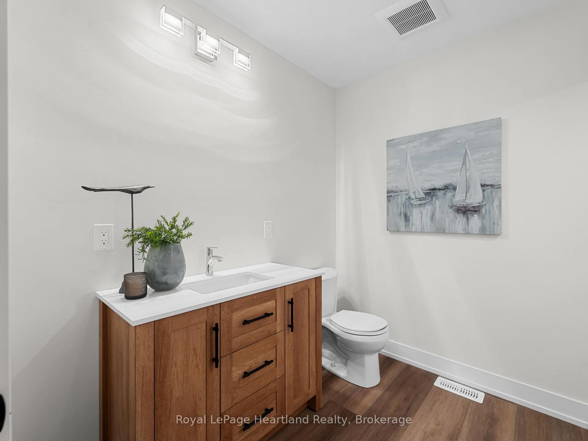 Photo 28 of 22 Roberts Street, Huron East, Seaforth — HOMEH