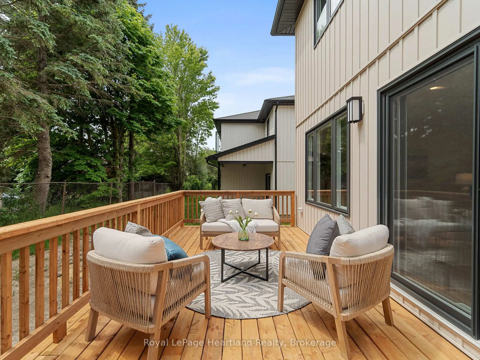 Photo 35 of 22 Roberts Street, Huron East, Seaforth — HOMEH