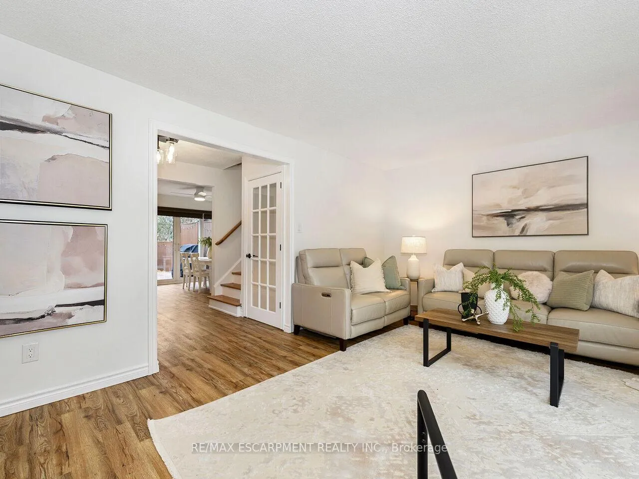 Photo 9 of 655 Lomond Crescent, Burlington, Shoreacres — HOMEH