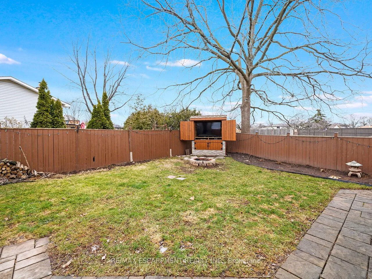 Photo 23 of 655 Lomond Crescent, Burlington, Shoreacres — HOMEH