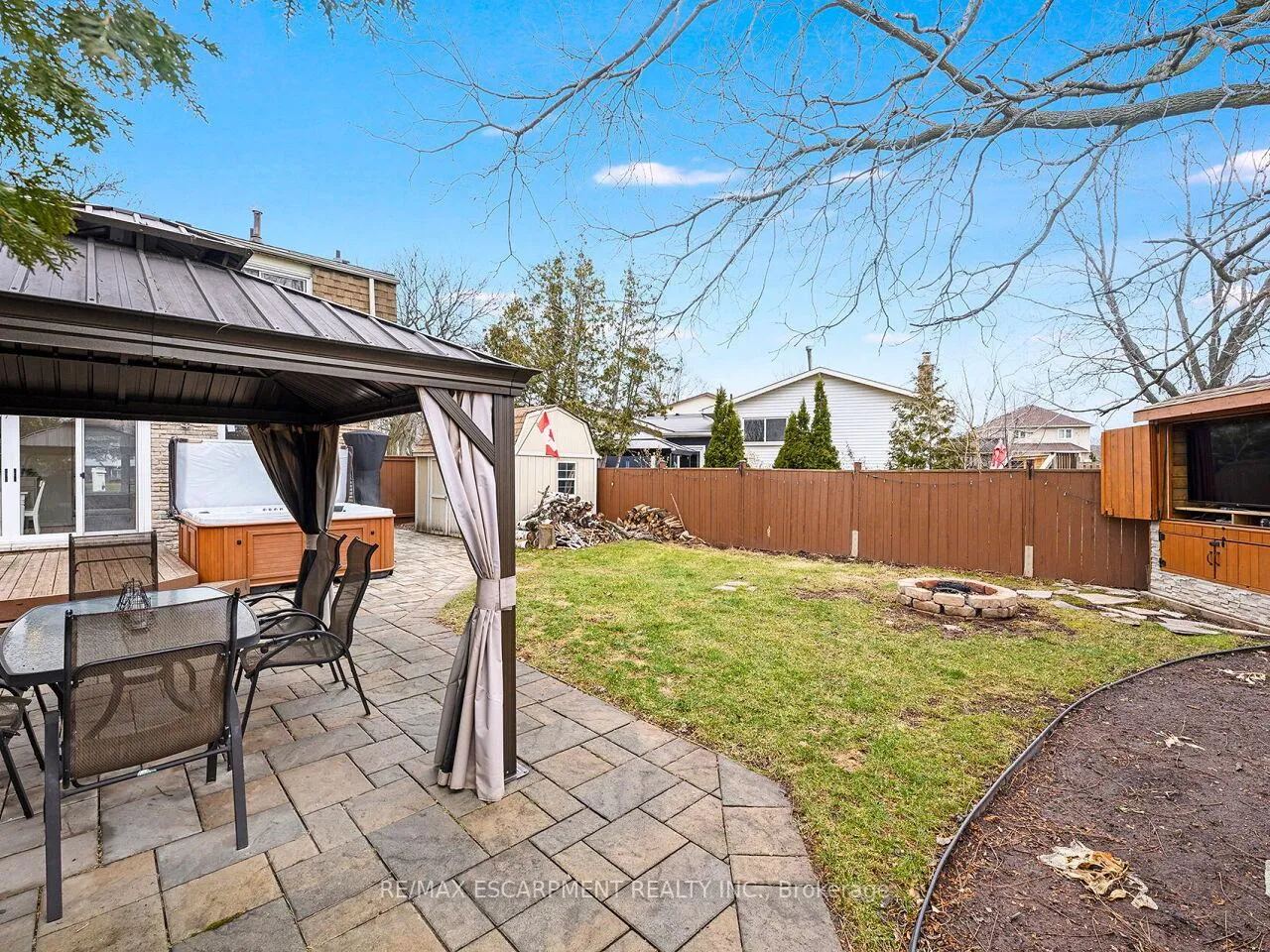 Photo 26 of 655 Lomond Crescent, Burlington, Shoreacres — HOMEH