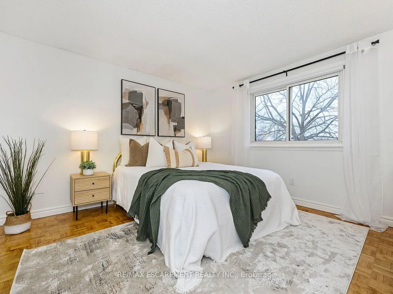 Photo 30 of 655 Lomond Crescent, Burlington, Shoreacres — HOMEH