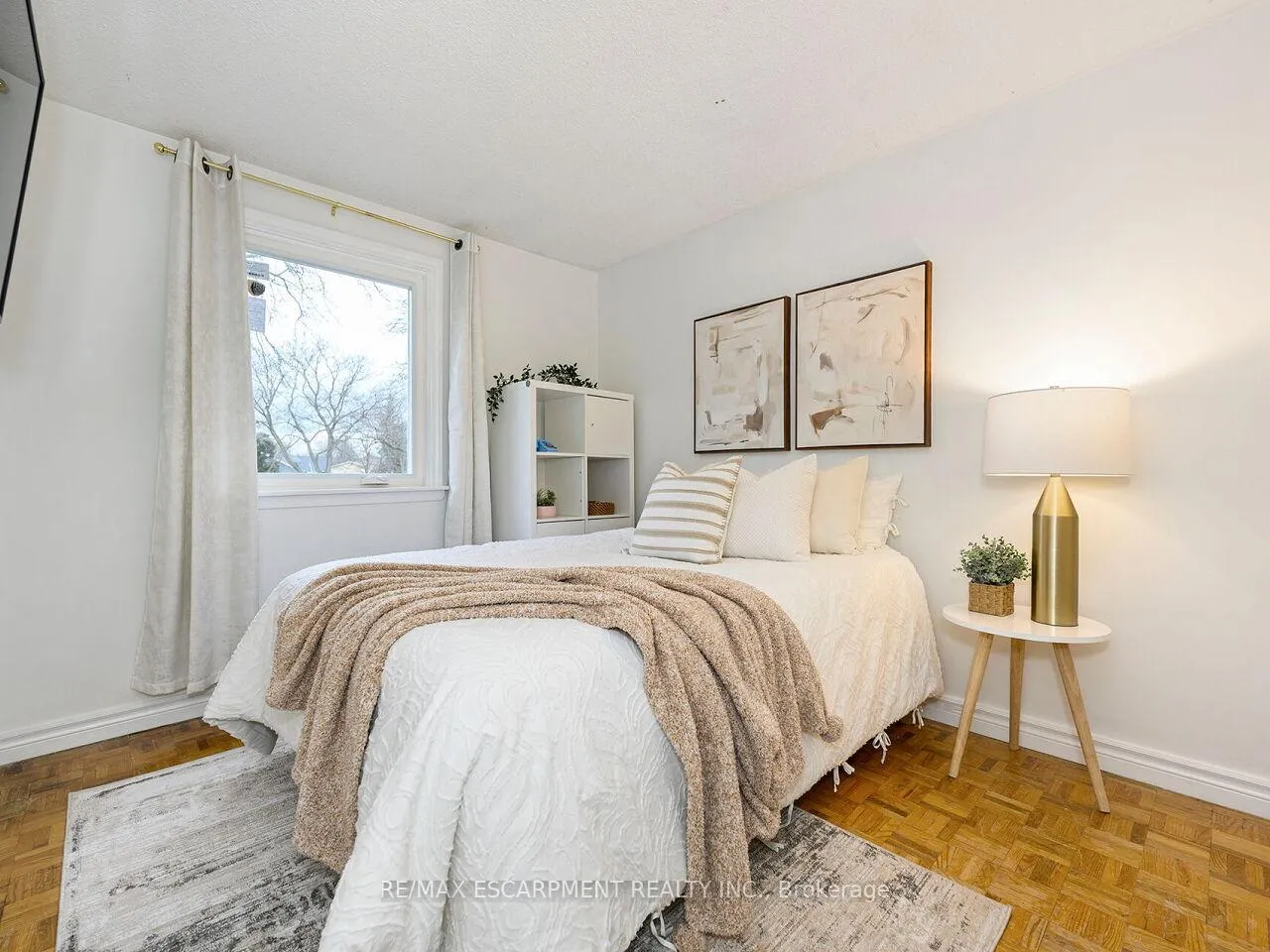 Photo 37 of 655 Lomond Crescent, Burlington, Shoreacres — HOMEH