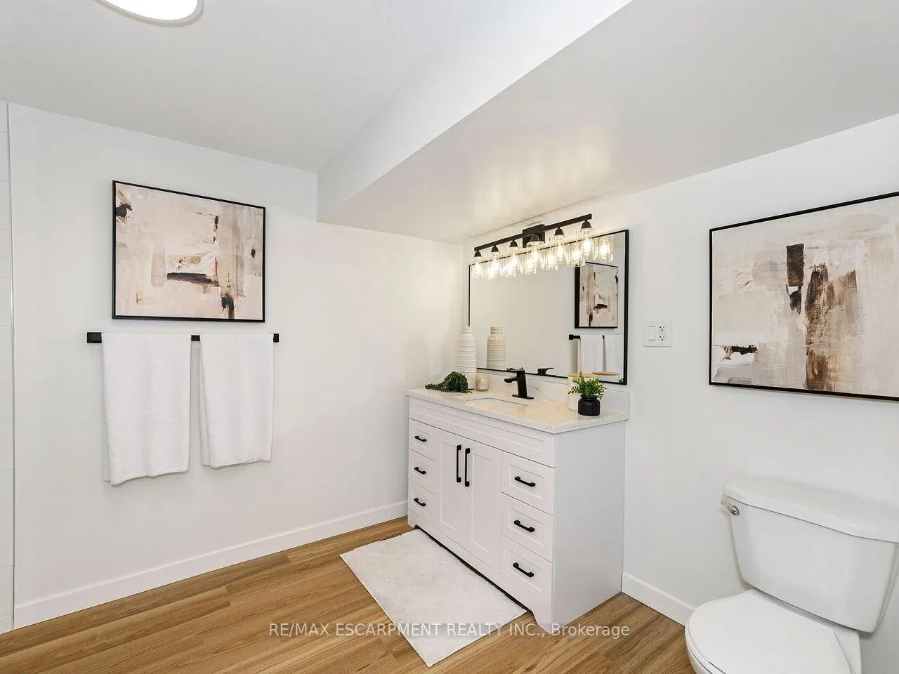 Photo 39 of 655 Lomond Crescent, Burlington, Shoreacres — HOMEH