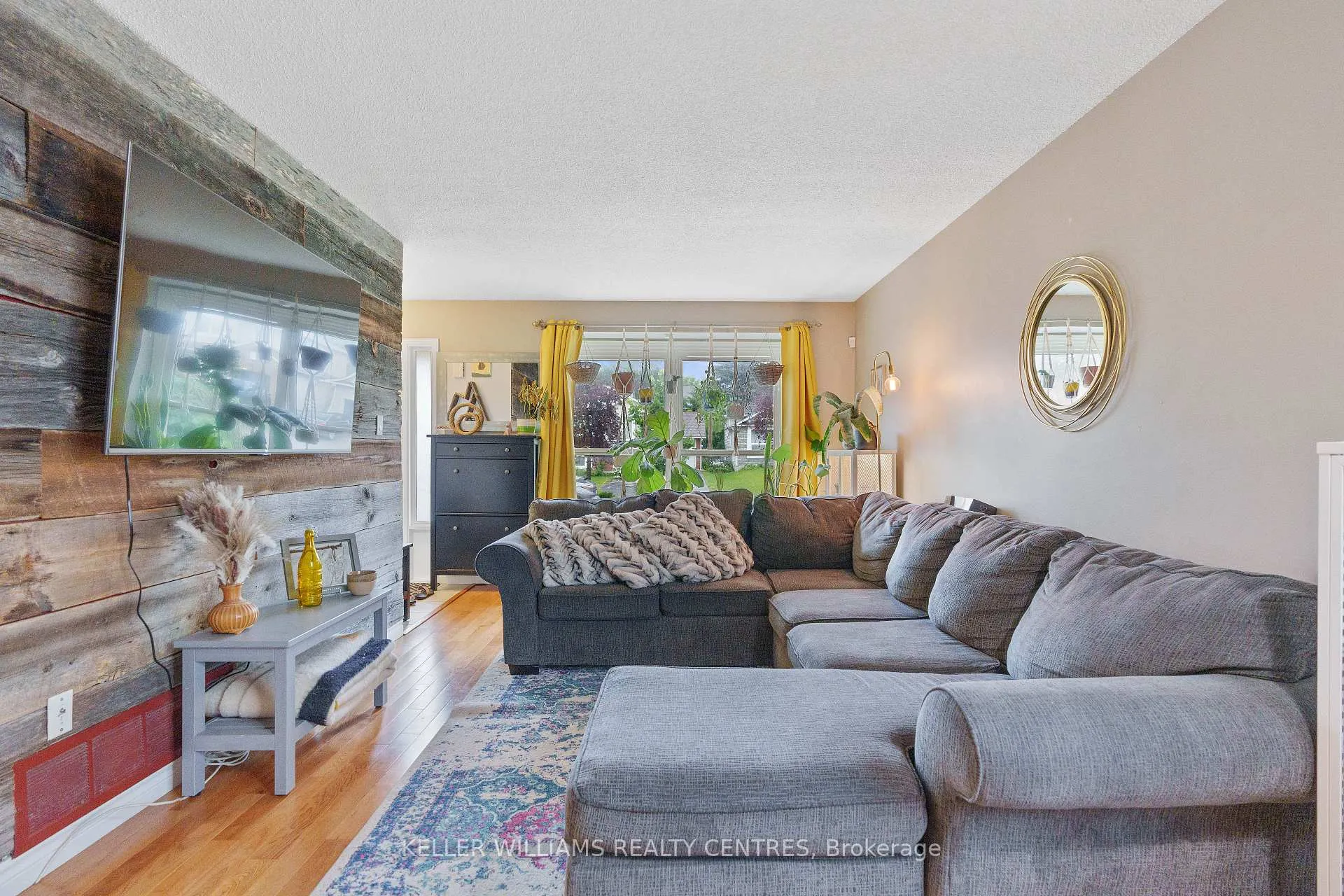 Photo 6 of 16 Gosney Crescent W, Barrie, Painswick North — HOMEH