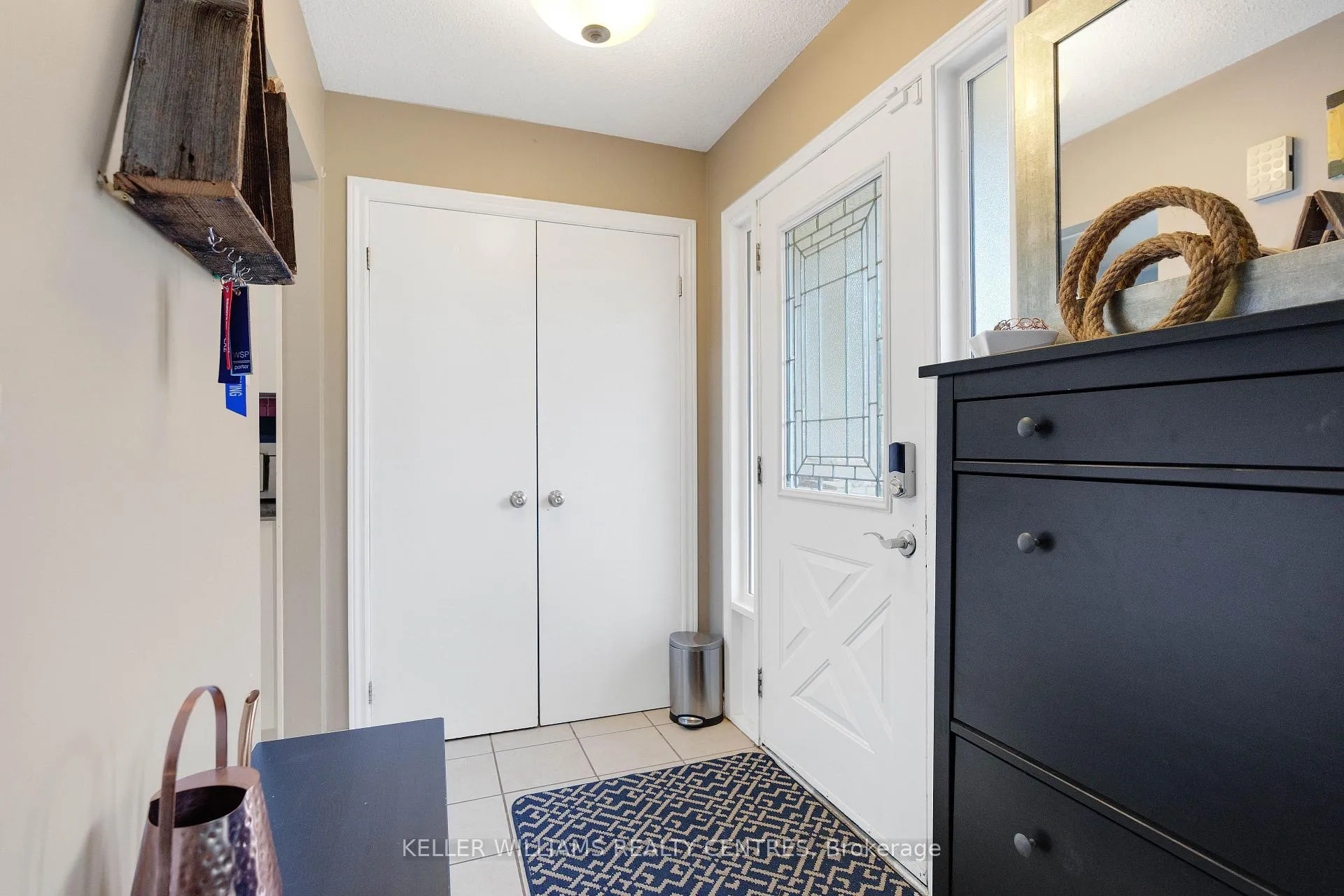 Photo 10 of 16 Gosney Crescent W, Barrie, Painswick North — HOMEH