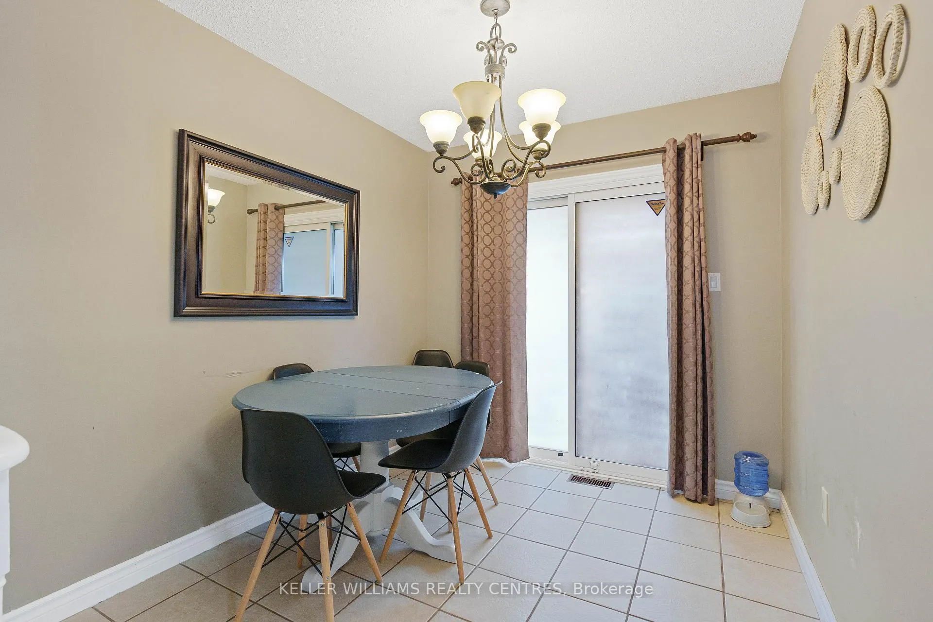Photo 17 of 16 Gosney Crescent W, Barrie, Painswick North — HOMEH