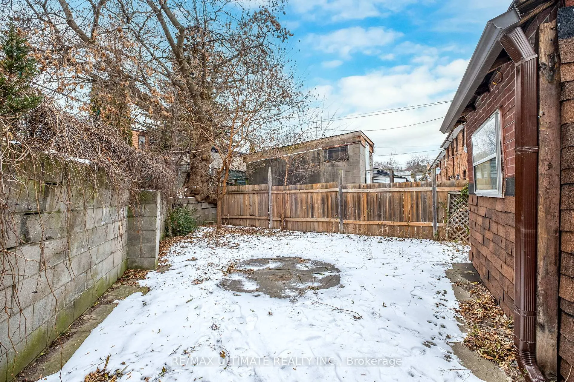 Photo 23 of 2 Egan Avenue, Toronto, Blake-Jones — HOMEH