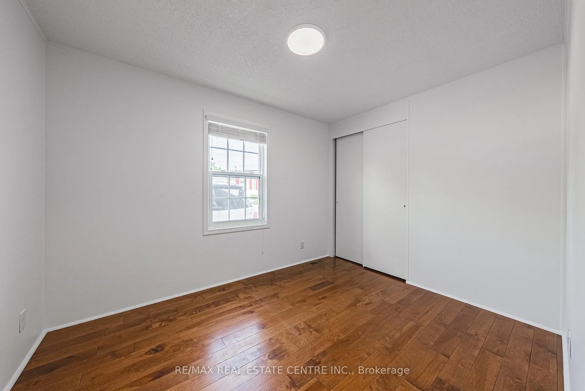 Photo 30 of 2 Hemlock PVT Crescent, Puslinch, Aberfoyle — HOMEH