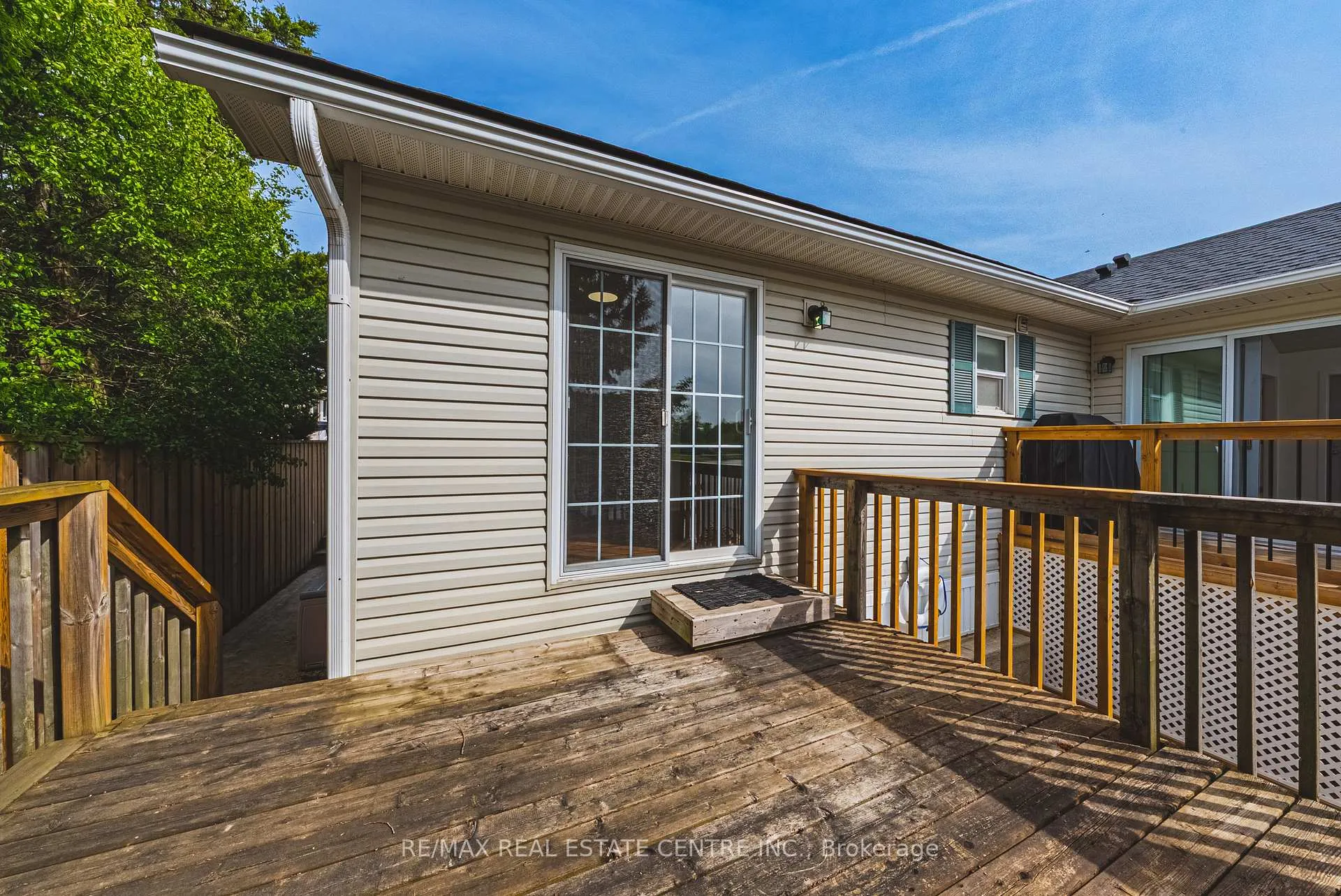 Photo 33 of 2 Hemlock PVT Crescent, Puslinch, Aberfoyle — HOMEH