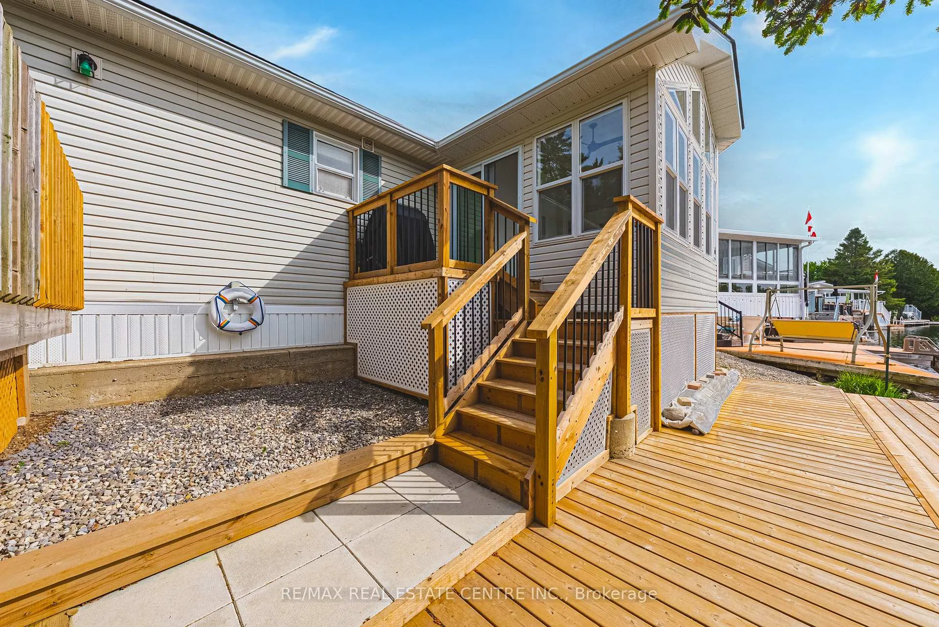 Photo 35 of 2 Hemlock PVT Crescent, Puslinch, Aberfoyle — HOMEH