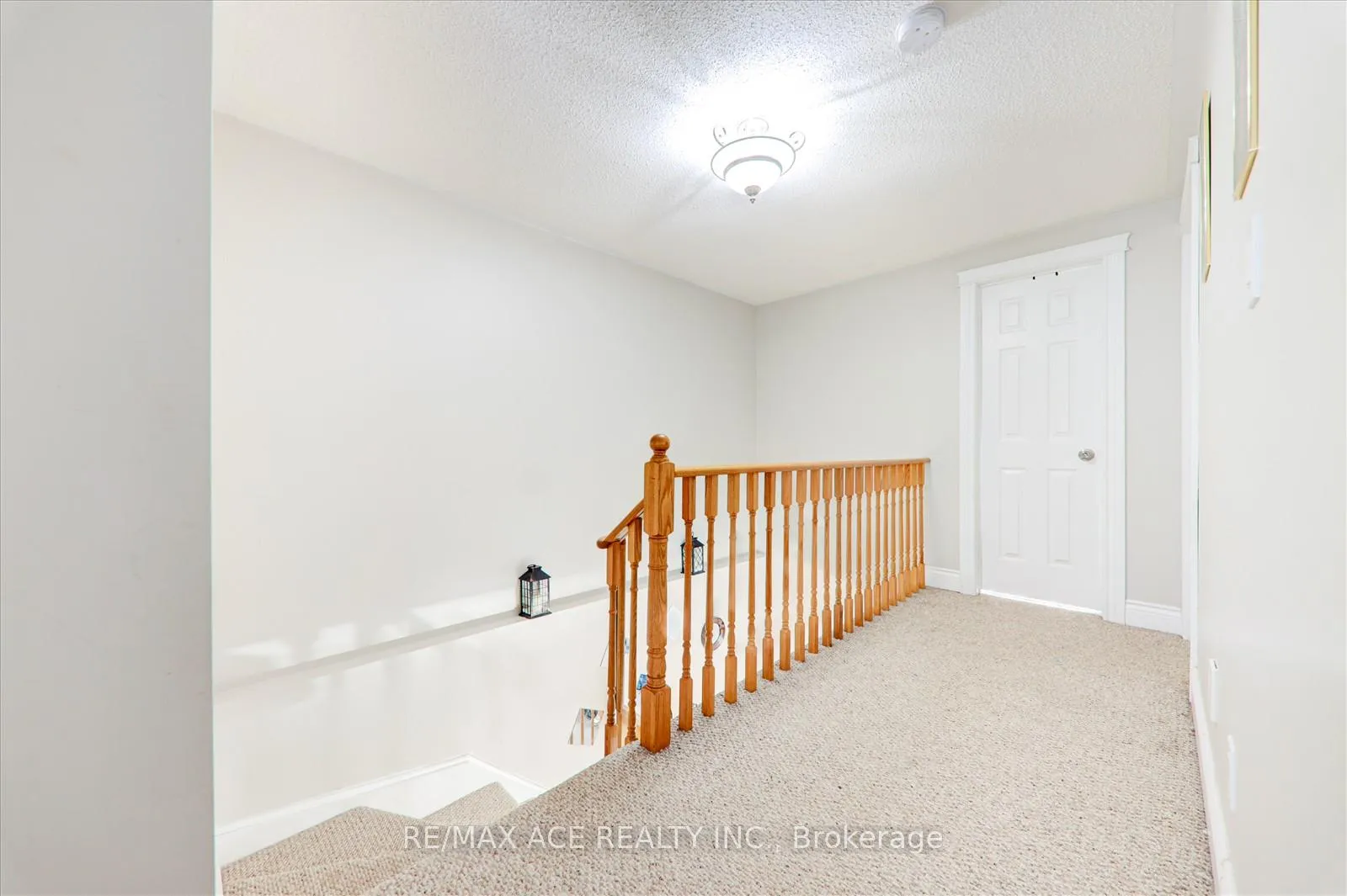 Photo 17 of 78 Hooper Square, Clarington, Bowmanville — HOMEH