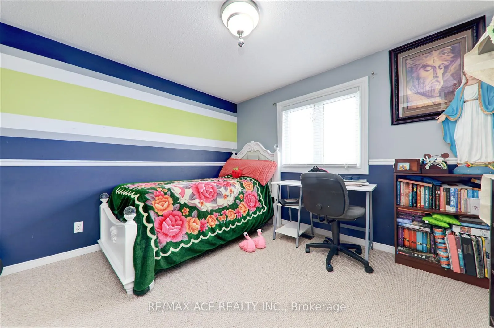 Photo 23 of 78 Hooper Square, Clarington, Bowmanville — HOMEH