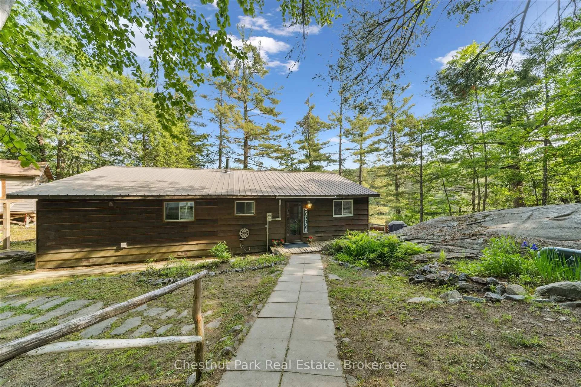Photo 9 of 1082 Maplewood Road E, Bracebridge, Monck (Bracebridge) — HOMEH