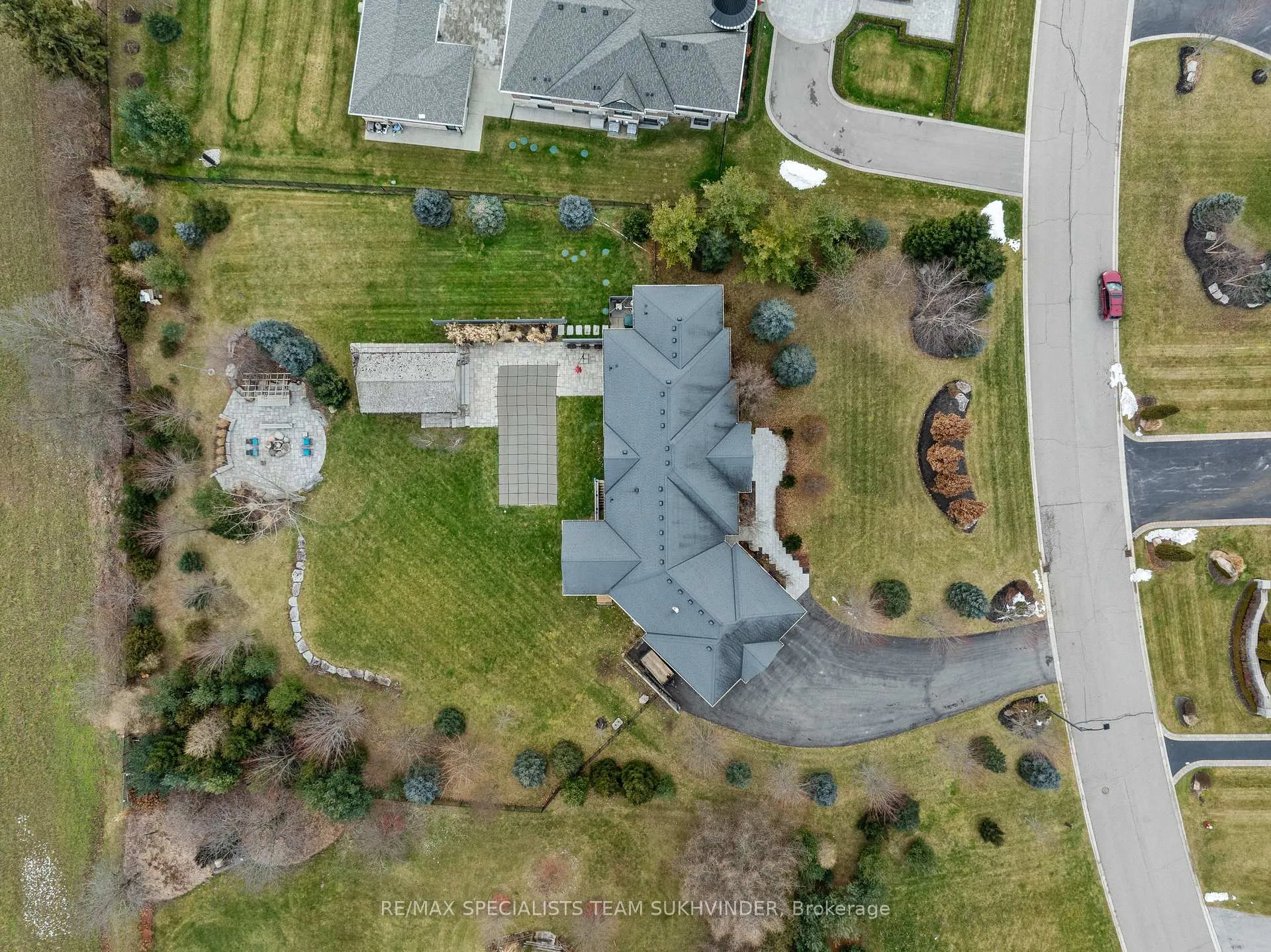 Photo 39 of 5 Cedar Allan Place, Caledon, Palgrave — HOMEH