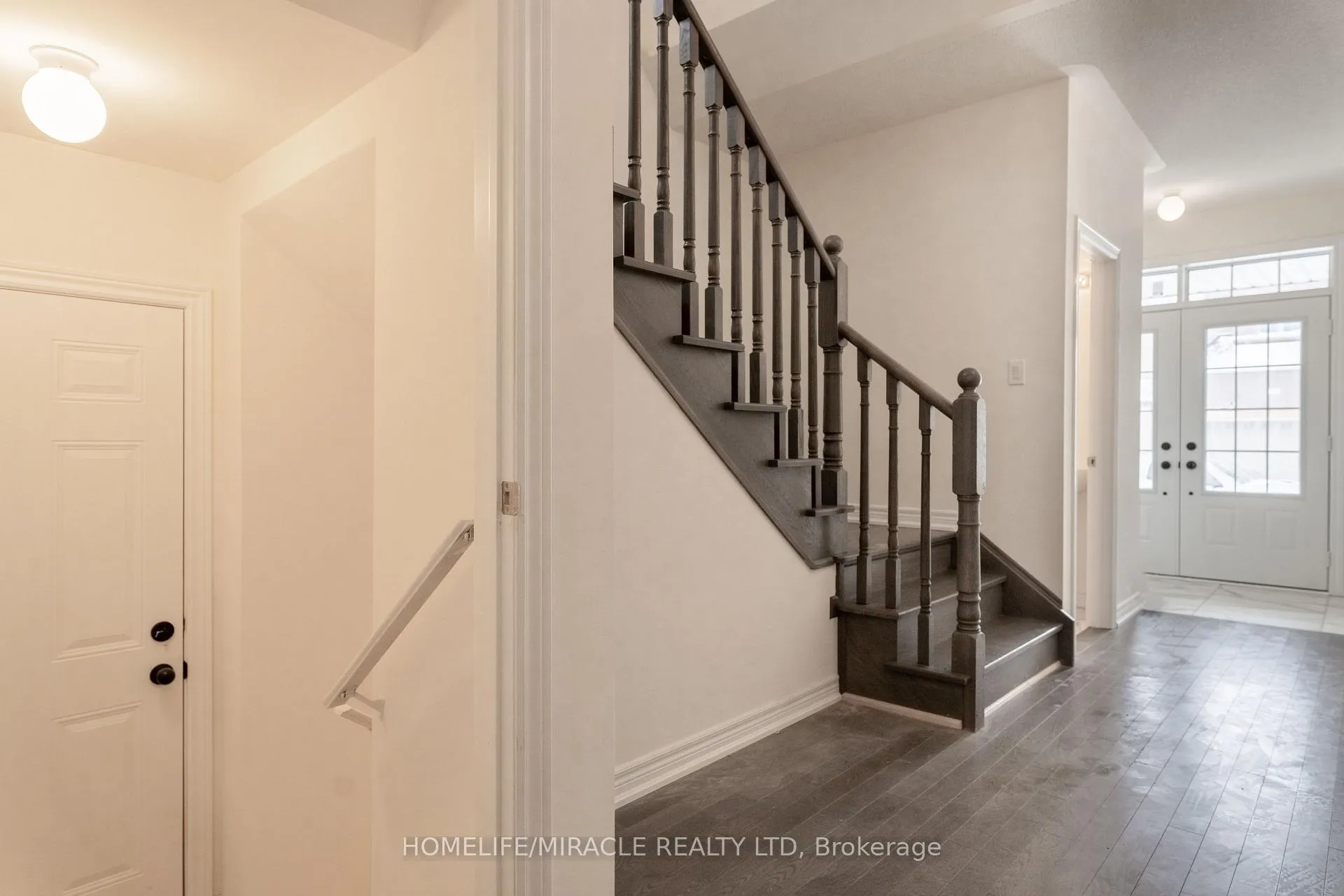 Photo 4 of 257 Chippewa Avenue N, Shelburne — HOMEH