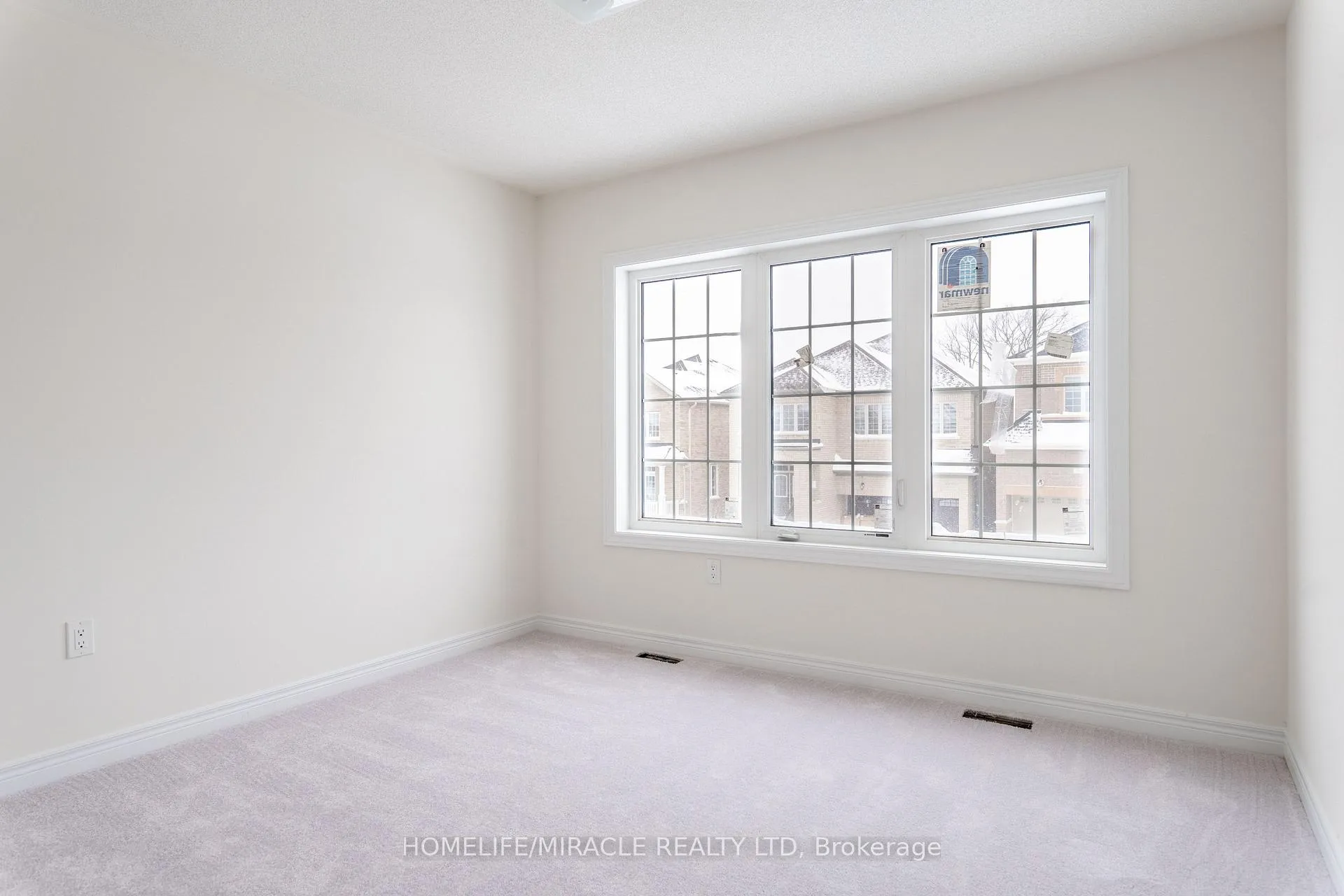 Photo 18 of 257 Chippewa Avenue N, Shelburne — HOMEH