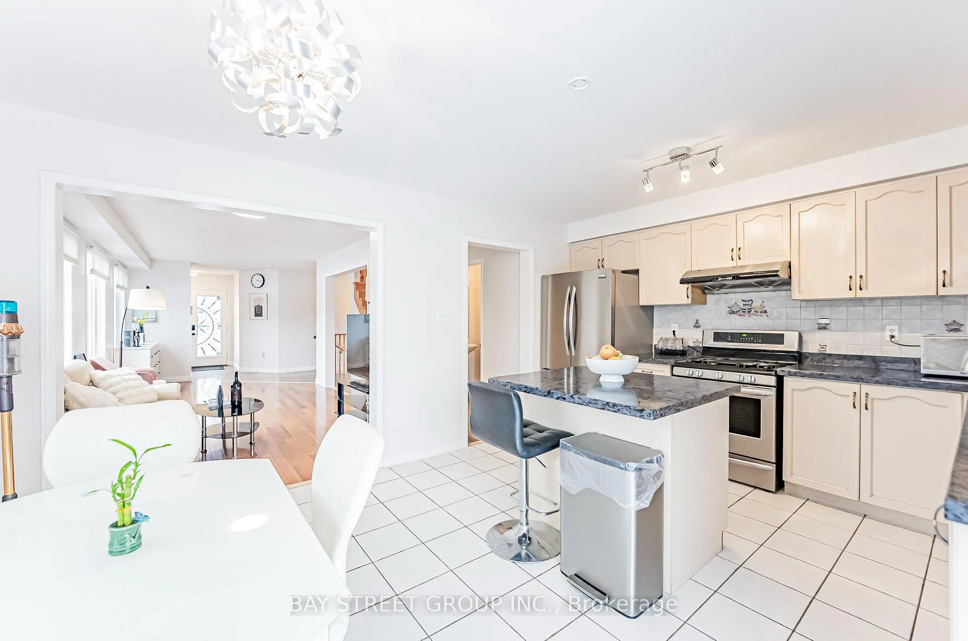 Photo 14 of 42 Charles Brown Road, Markham, Cedarwood — HOMEH